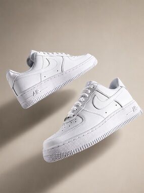 Nike Women’s Air Force 1